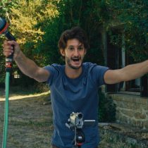 882749-quinzaine-des-cineastes-michel-gondry-presente-le-livre-des-solutions-avec-pierre-niney 882749-quinzaine-des-cineastes-michel-gondry-presente-le-livre-des-solutions-avec-pierre-niney