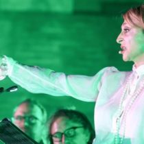 Paola-Minaccioni-LURLO-DI-ROMA-1-1-e1728396045976-768x296